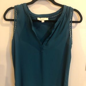 V neck tank top